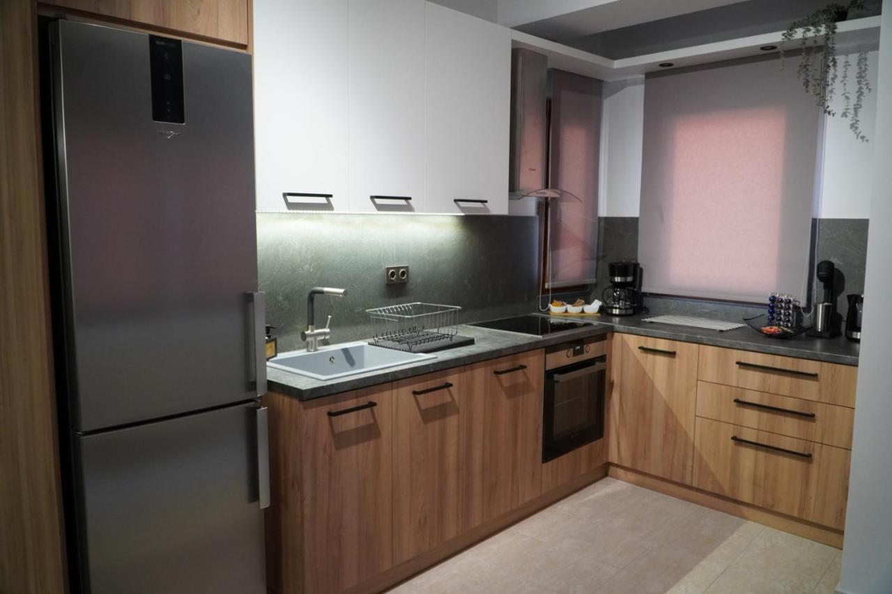 Modern Apartment In Οld Τown เทสซาโลนิกิ ภายนอก รูปภาพ