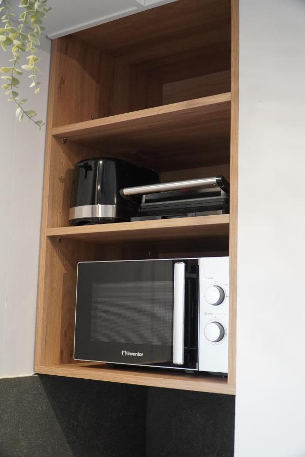Modern Apartment In Οld Τown เทสซาโลนิกิ ภายนอก รูปภาพ