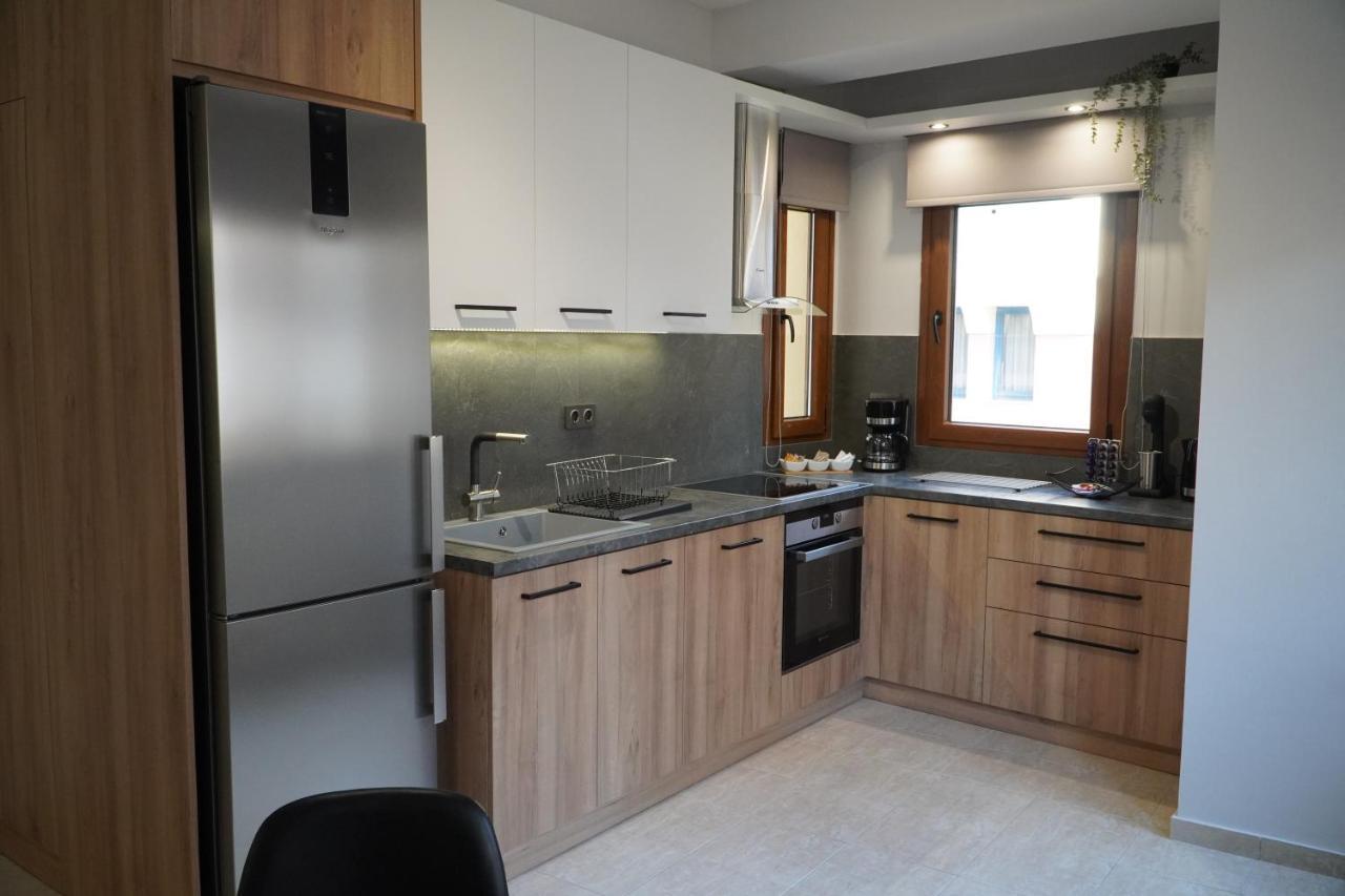 Modern Apartment In Οld Τown เทสซาโลนิกิ ภายนอก รูปภาพ